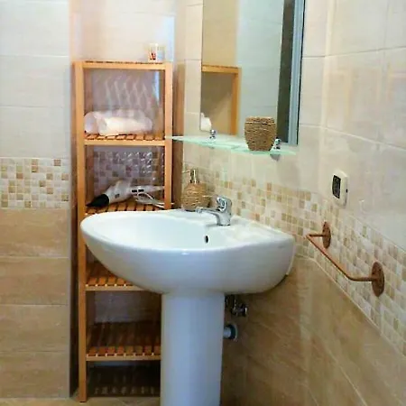 בית נופש Aduepassi נאפולי